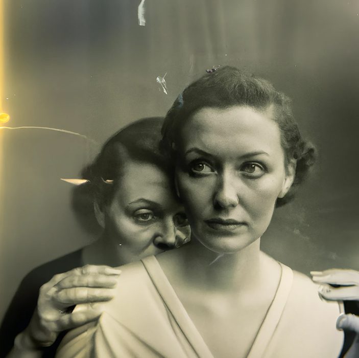 Boris Eldagsen's AI-generated prize-winning image The Electrician, showing two women in a photographic style.